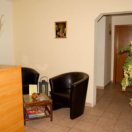 Hotel Schonunger Bucht Waigolshausen Екстериор снимка