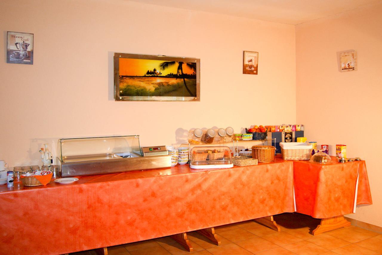 Hotel Schonunger Bucht Waigolshausen Екстериор снимка